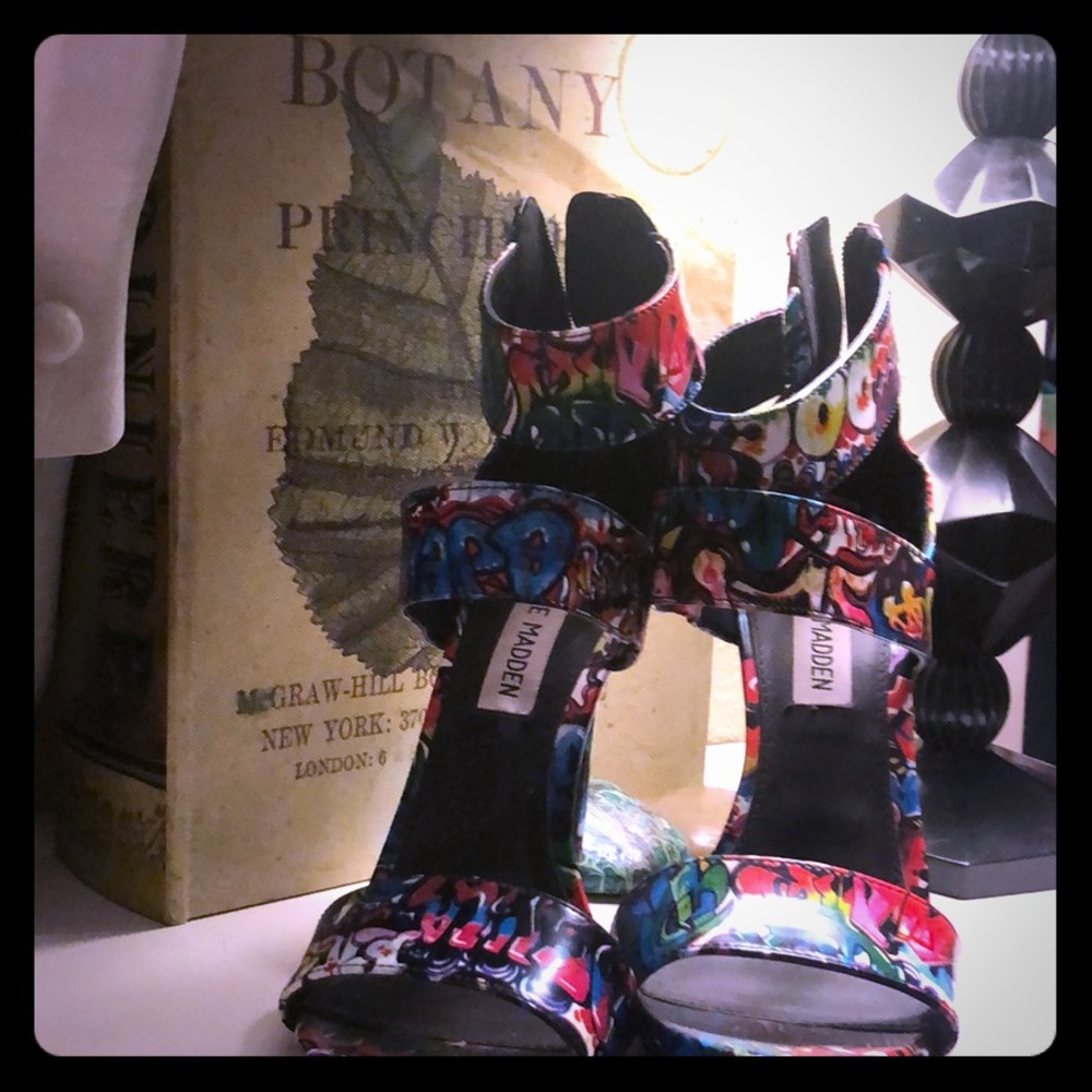 Coolest graffitied shoes